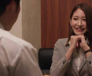 Chuyến công tác khó quên với nữ đồng nghiệp